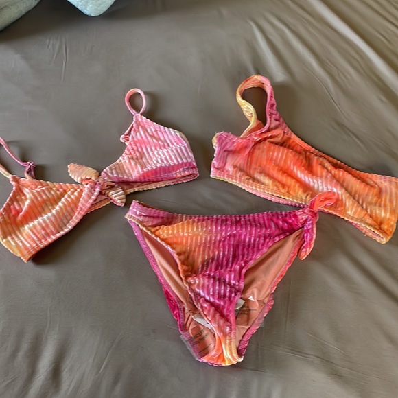 Dippin Daisy’s Pink/Orange Velvet Ombré Swimsuit Women’s Size Small - Picture 1 of 5